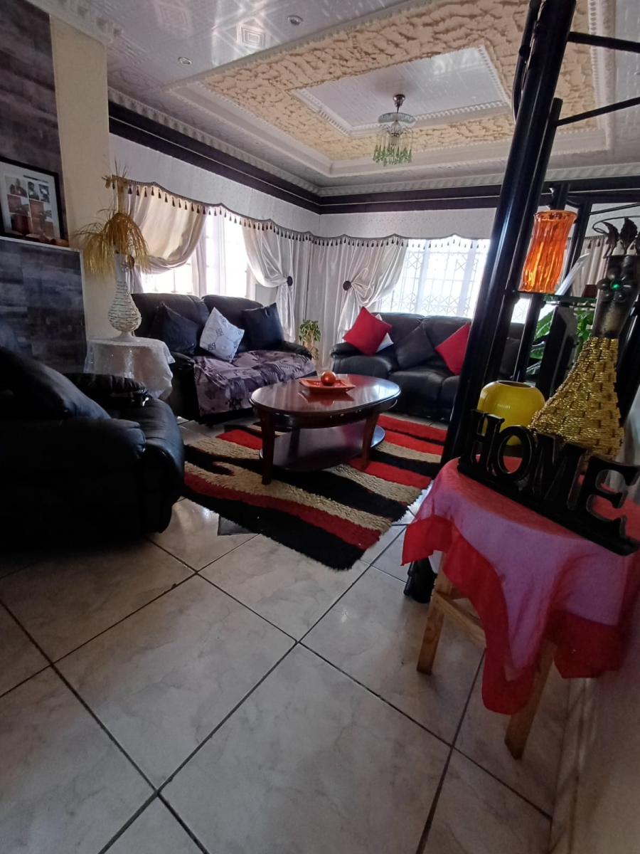 3 Bedroom Property for Sale in Aloevale Eastern Cape
